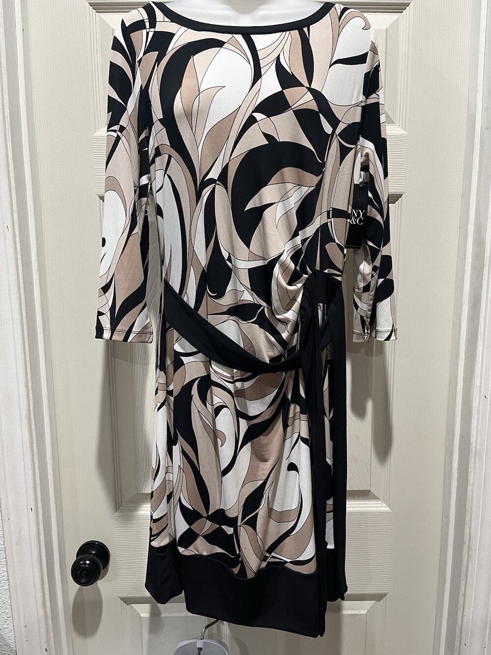 New York & Company Black/White/Beige Wrap Dress Tie Front Size Large NWT